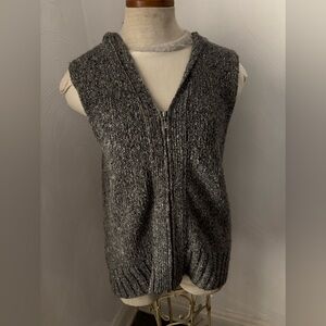 Vtg TALBOTS Italian Made Hooded sweater vest sz L